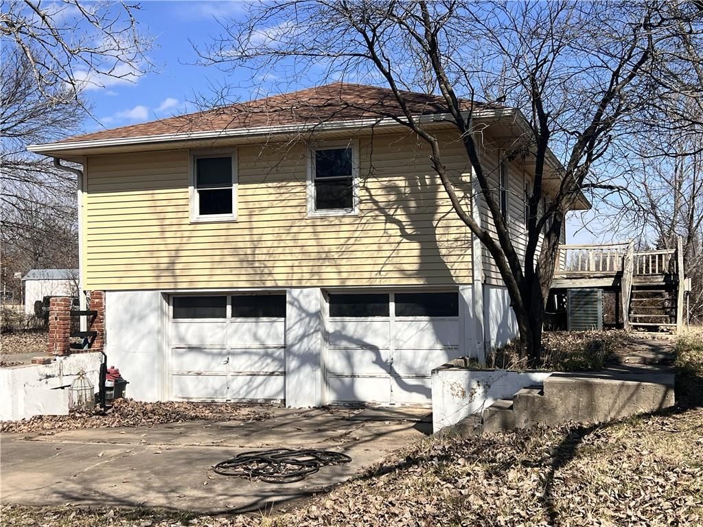 8314 NW High Street — photo 38