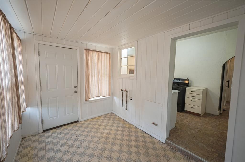 1501 W 5th Street — photo 18