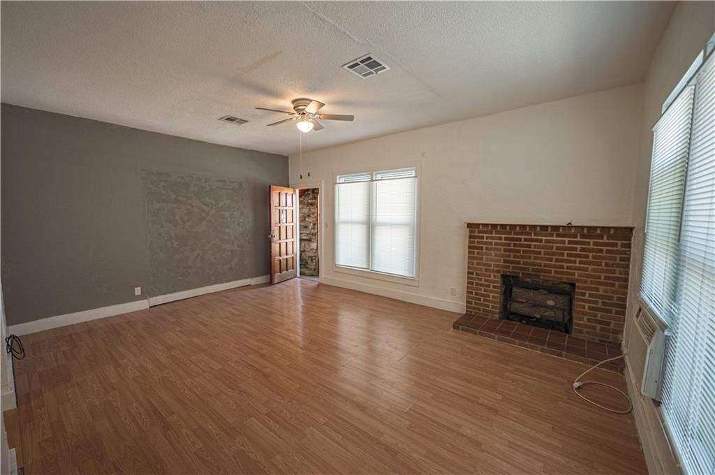 1501 W 5th Street — photo 19