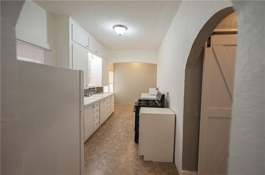 1501 W 5th Street — photo 23