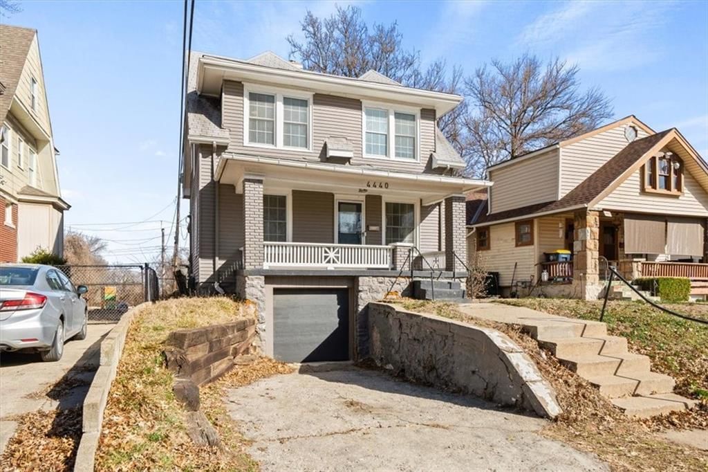 4440 NORLEDGE Avenue — photo 2