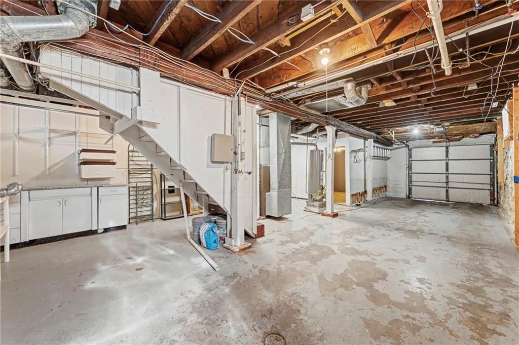 422 N KENSINGTON Avenue — photo 24