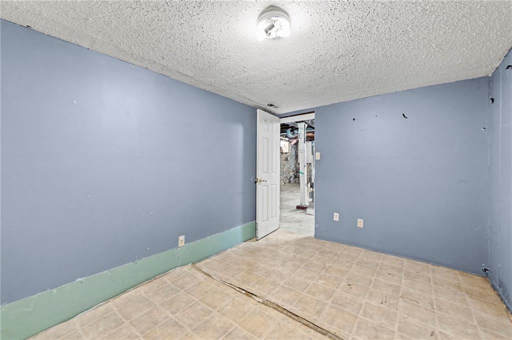 422 N KENSINGTON Avenue — photo 28