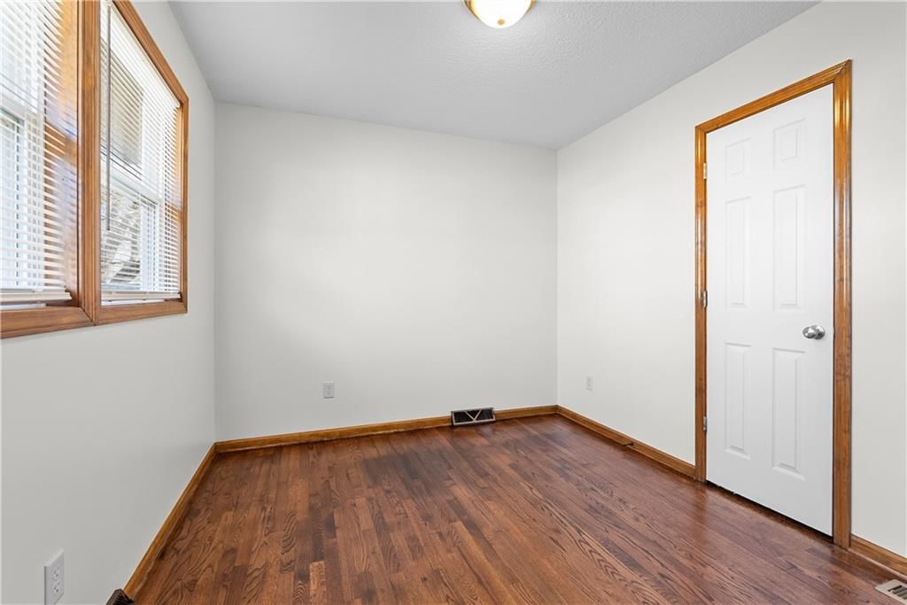 715 SW 7th Street — photo 16