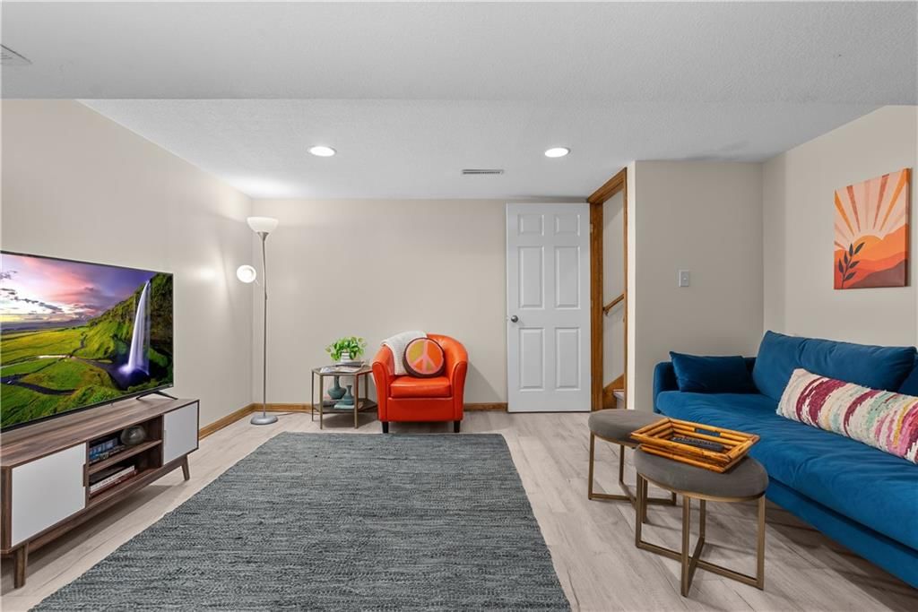 715 SW 7th Street — photo 23