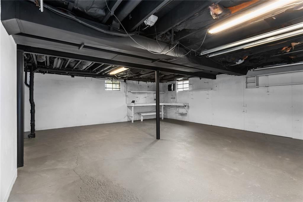 9412 MULLEN Road — photo 32