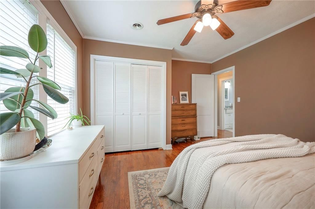 5901 Granada Street — photo 14