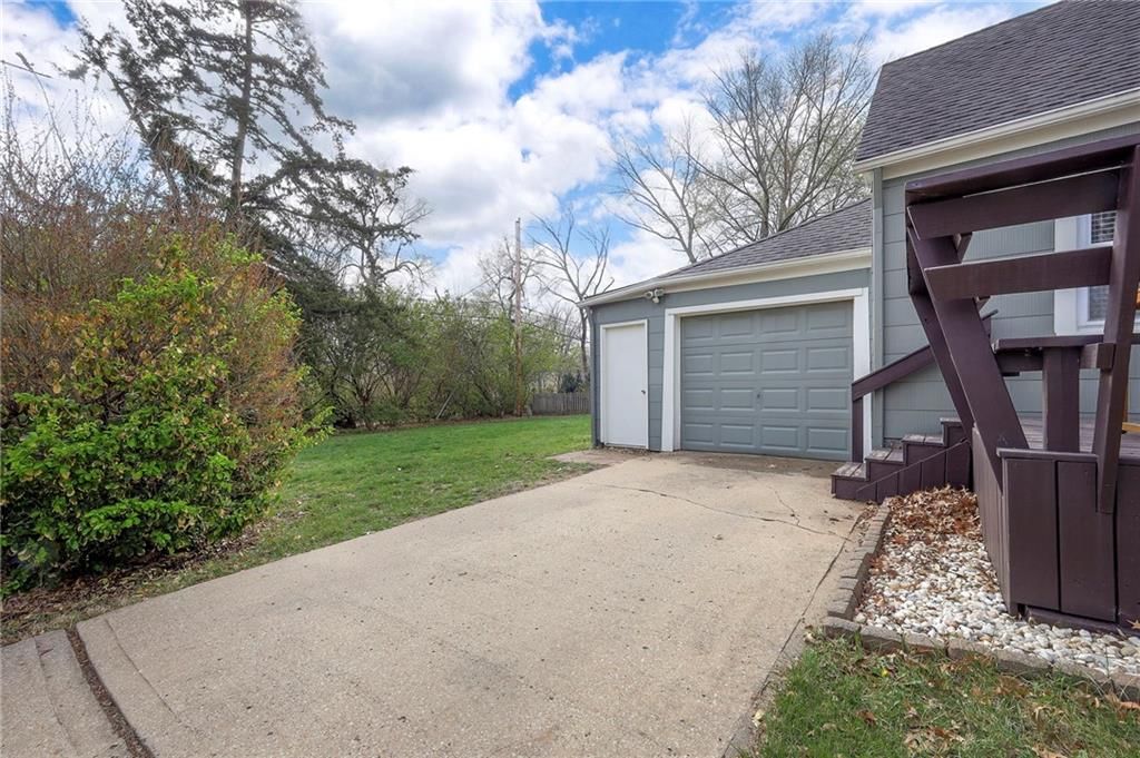 5901 Granada Street — photo 17