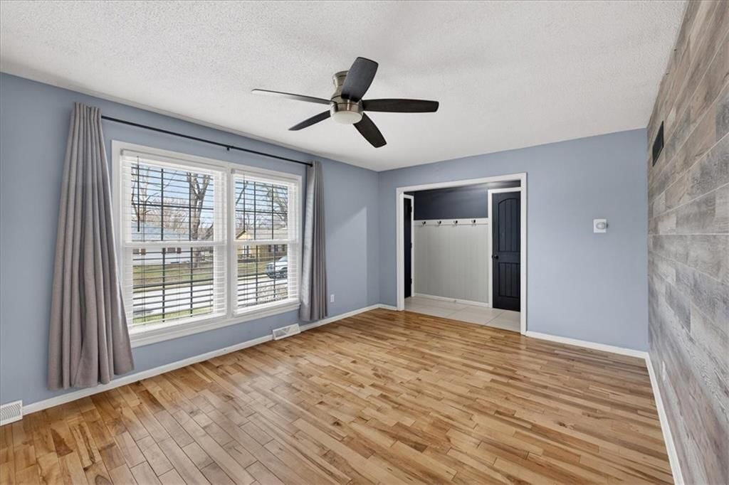 405 Osage Street — photo 9