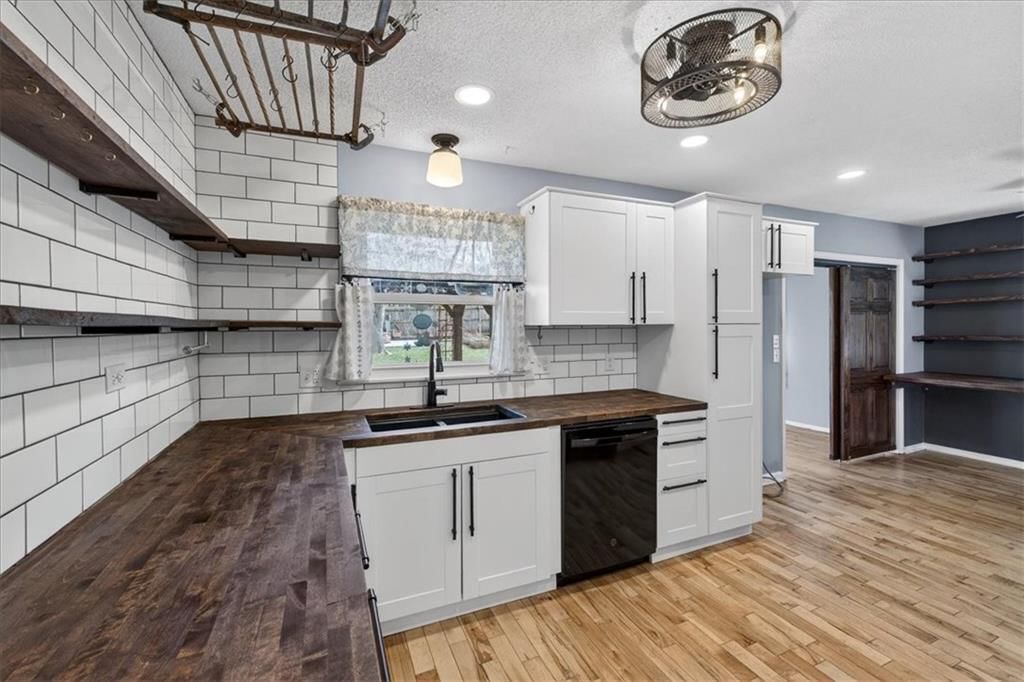 405 Osage Street — photo 13