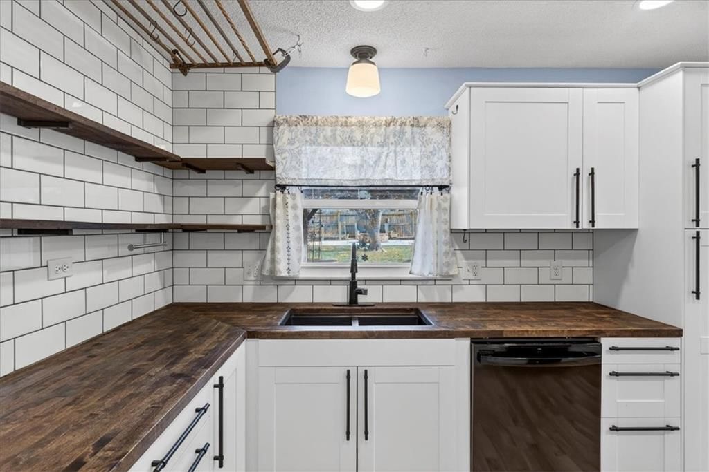 405 Osage Street — photo 14