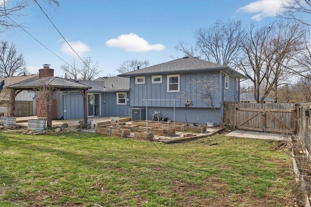 405 Osage Street — photo 40
