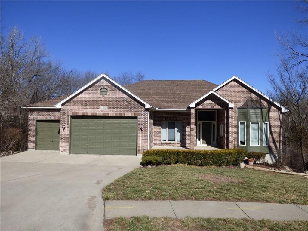 22804 E 29th St Lane Court — photo 2