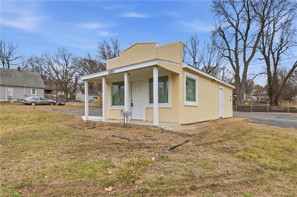 625 W 23rd Street — photo 4