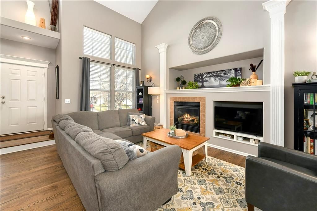 2153 W Ferrel Drive — photo 6