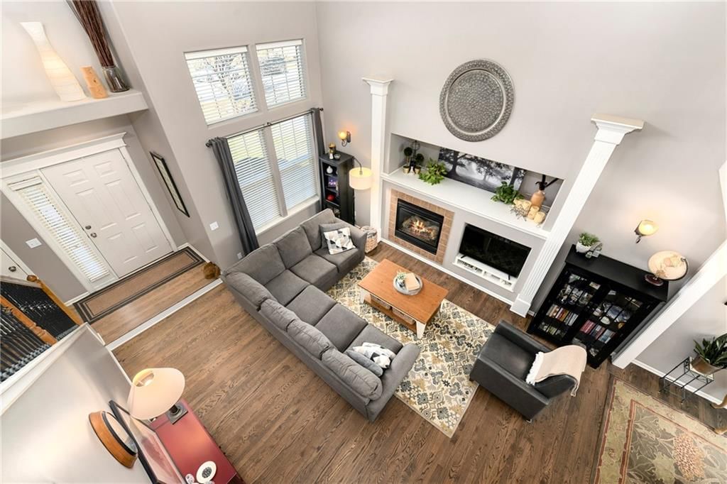 2153 W Ferrel Drive — photo 8