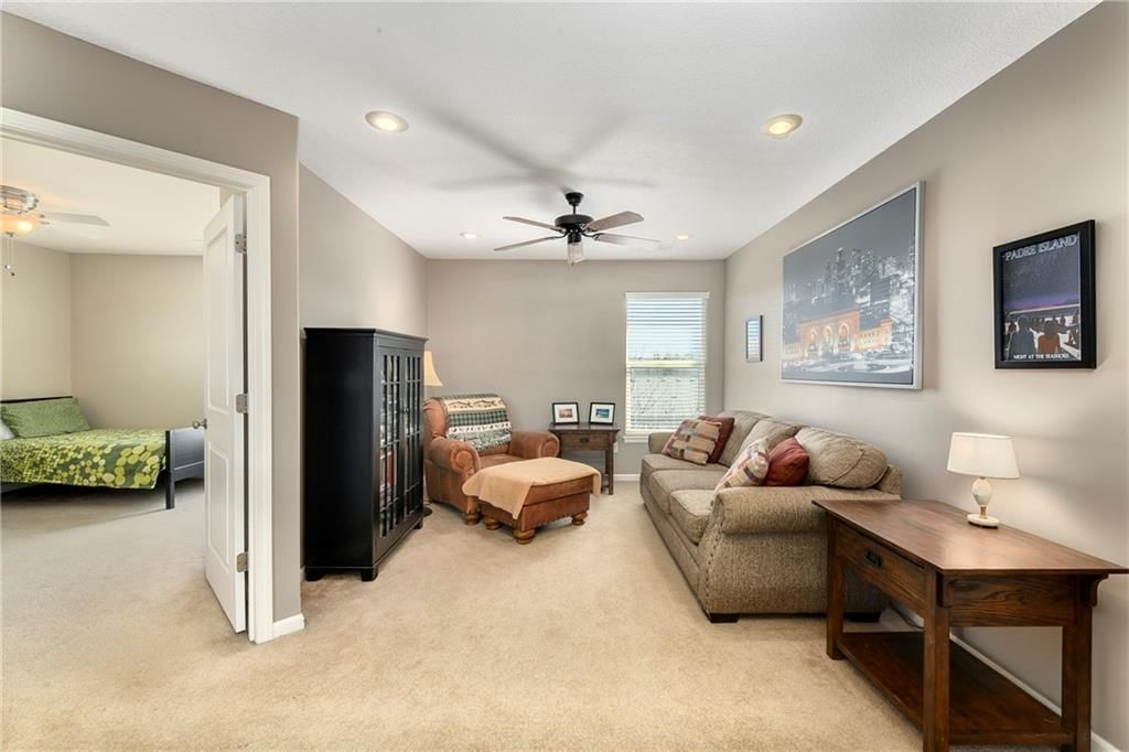 2153 W Ferrel Drive — photo 22