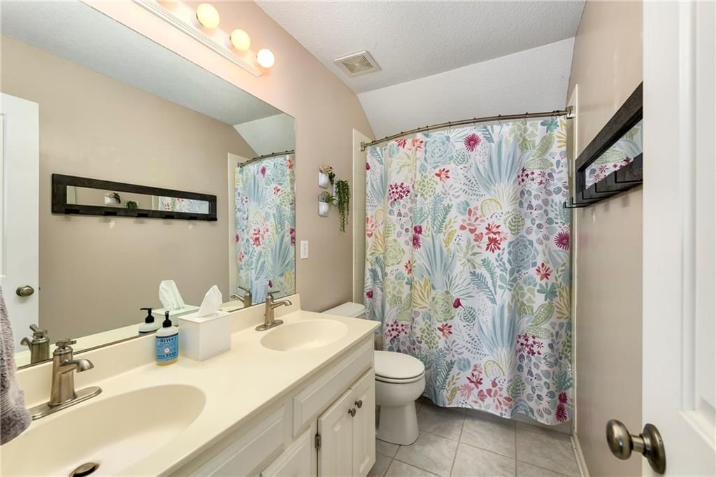 2153 W Ferrel Drive — photo 24
