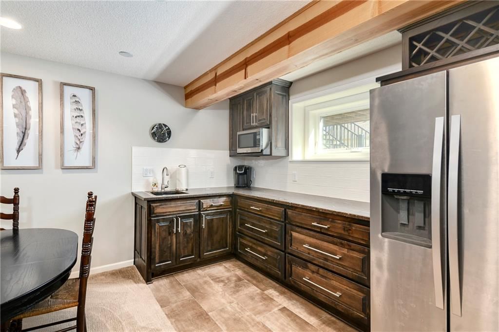 2153 W Ferrel Drive — photo 30
