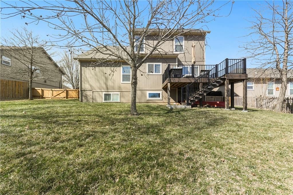 2153 W Ferrel Drive — photo 42