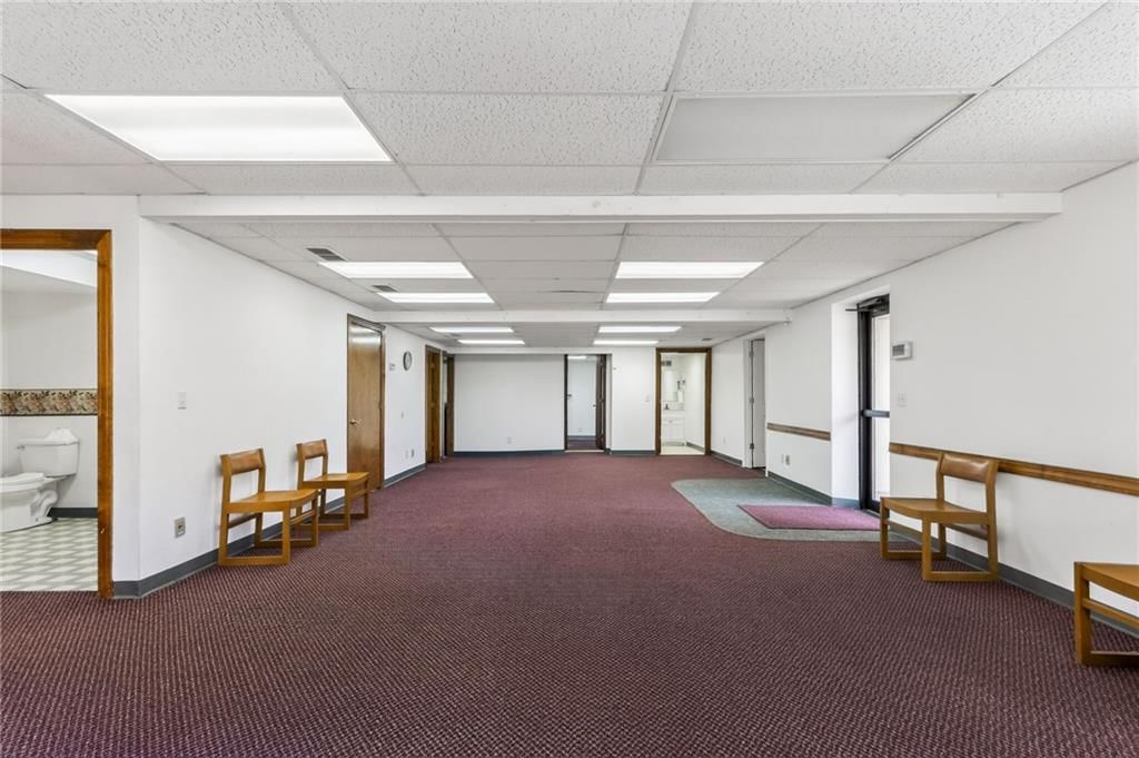 275 S Washington Street — photo 8