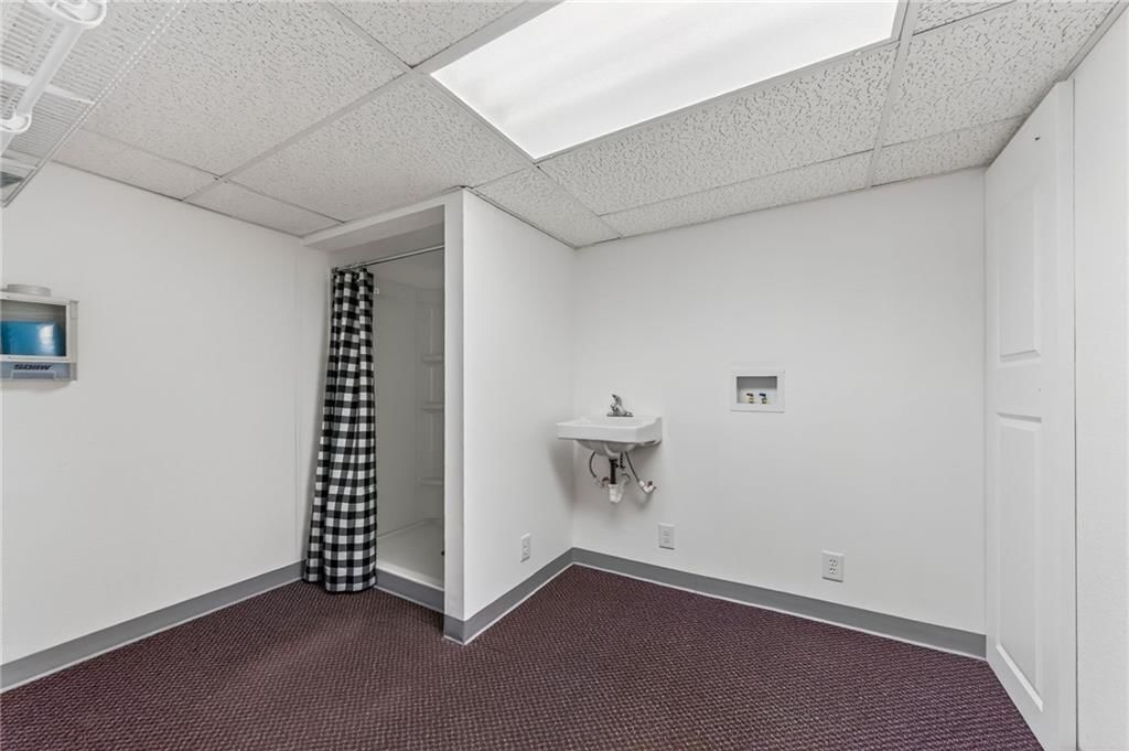 275 S Washington Street — photo 18