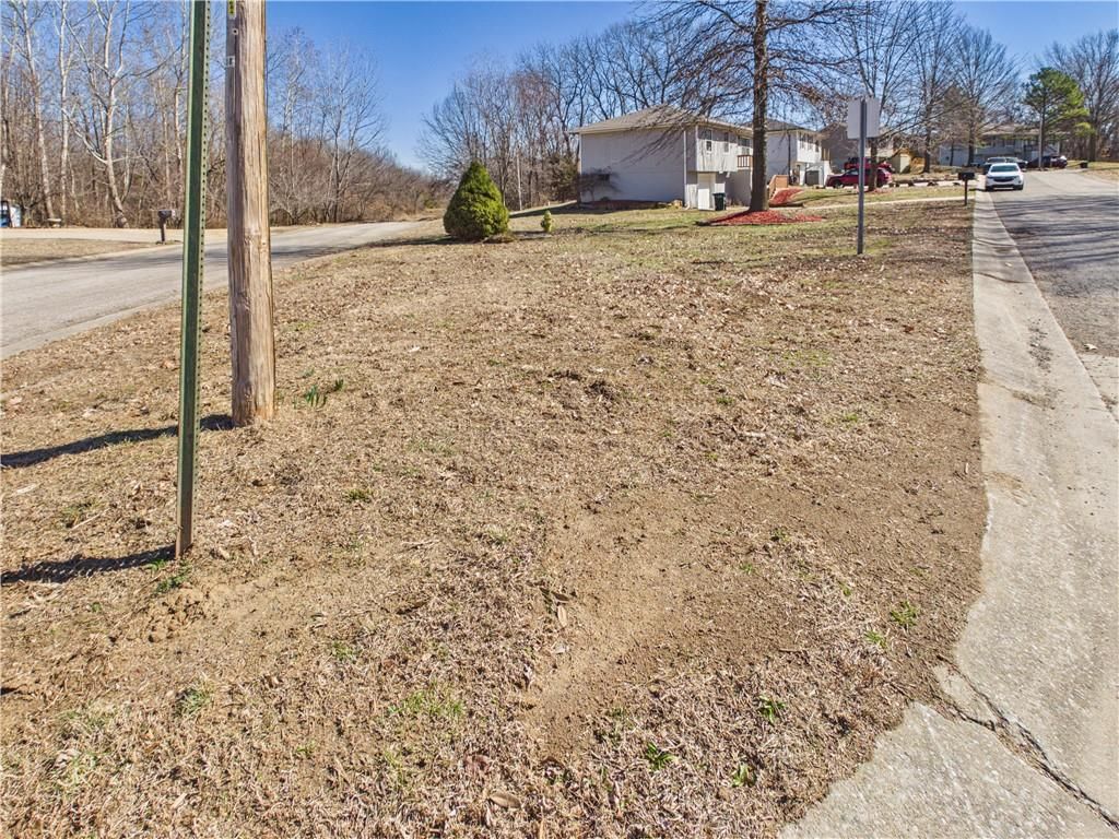 218 SE 51st Road — photo 2