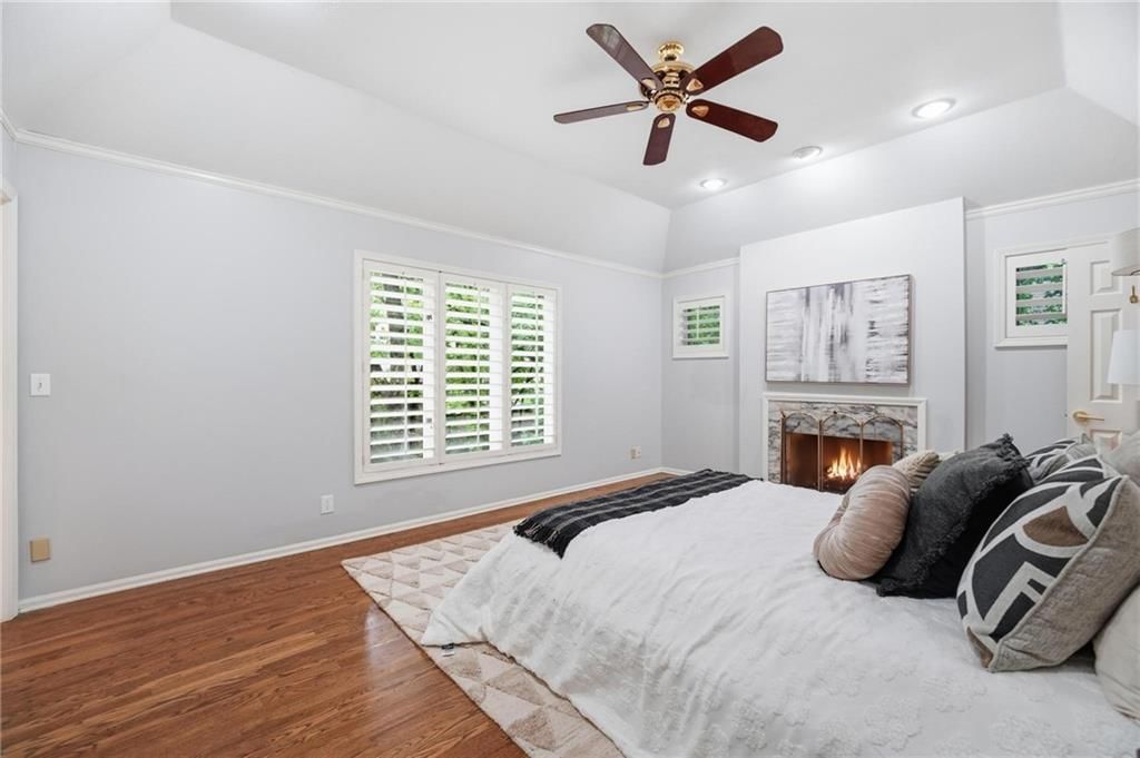 12305 Catalina Street — photo 37