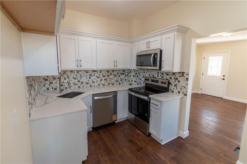 415 N 26th Street — photo 12