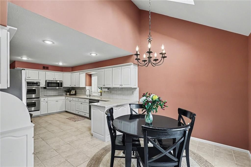 7865 W 118th Terrace — photo 9
