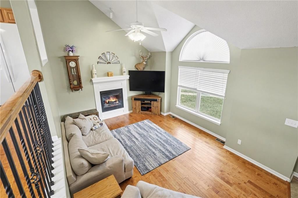 17150 OAKLEY Street — photo 5