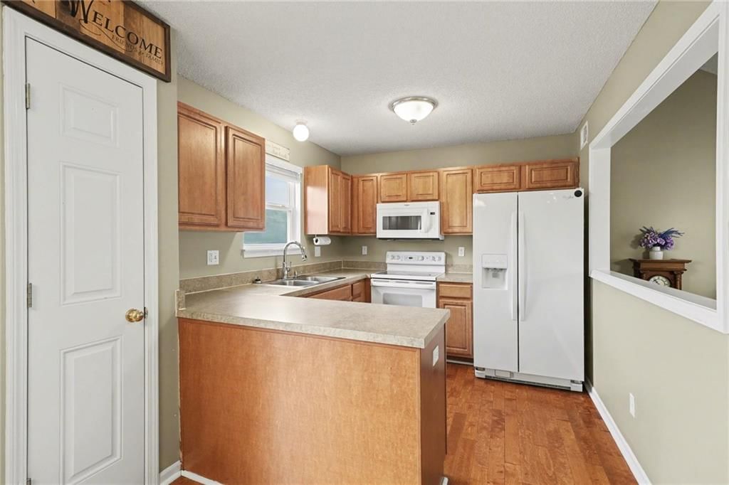 17150 OAKLEY Street — photo 10