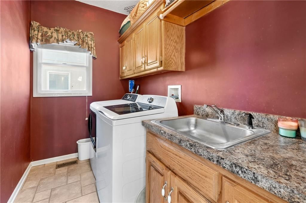 15995 S Clairborne Street — photo 16