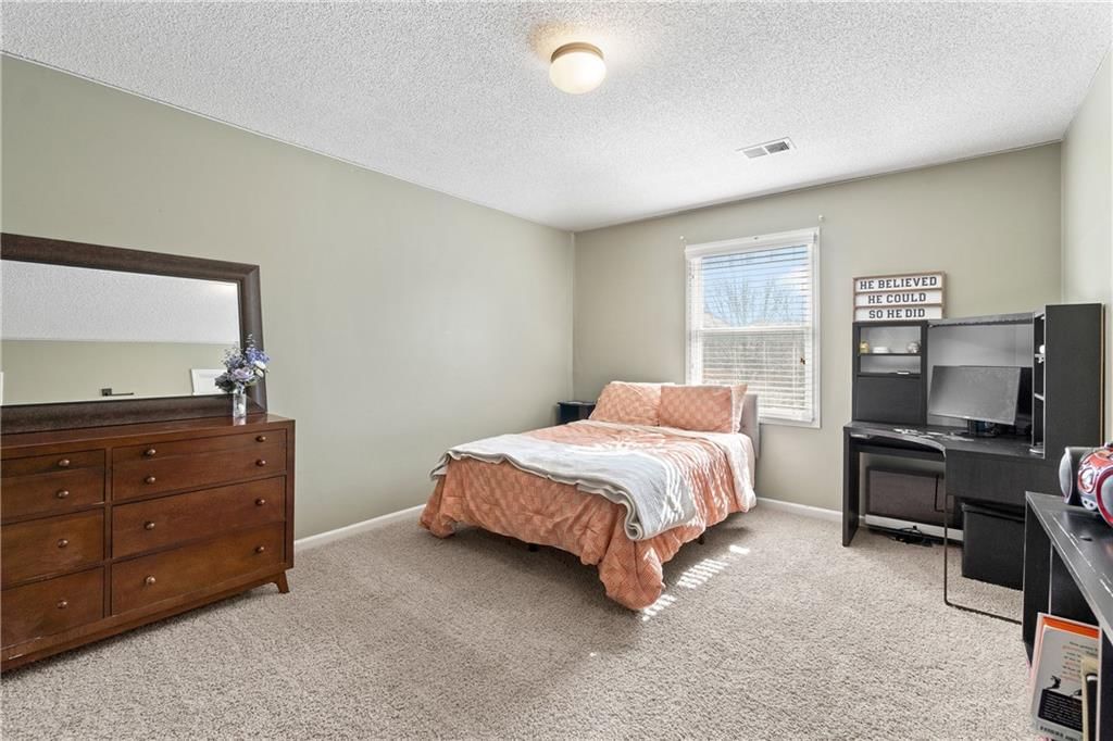 15995 S Clairborne Street — photo 35