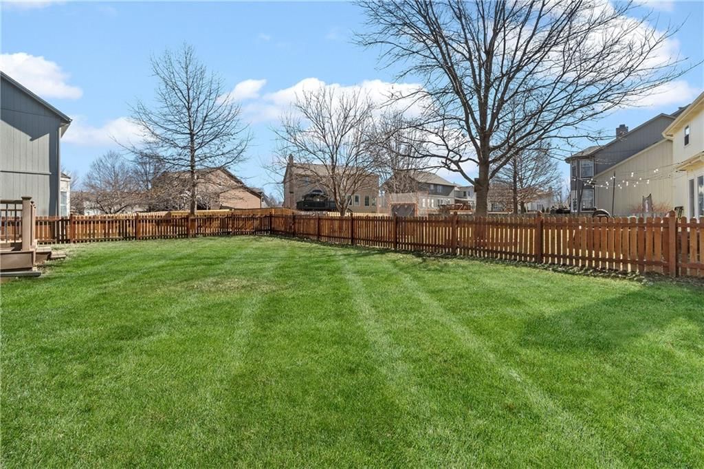 15995 S Clairborne Street — photo 43