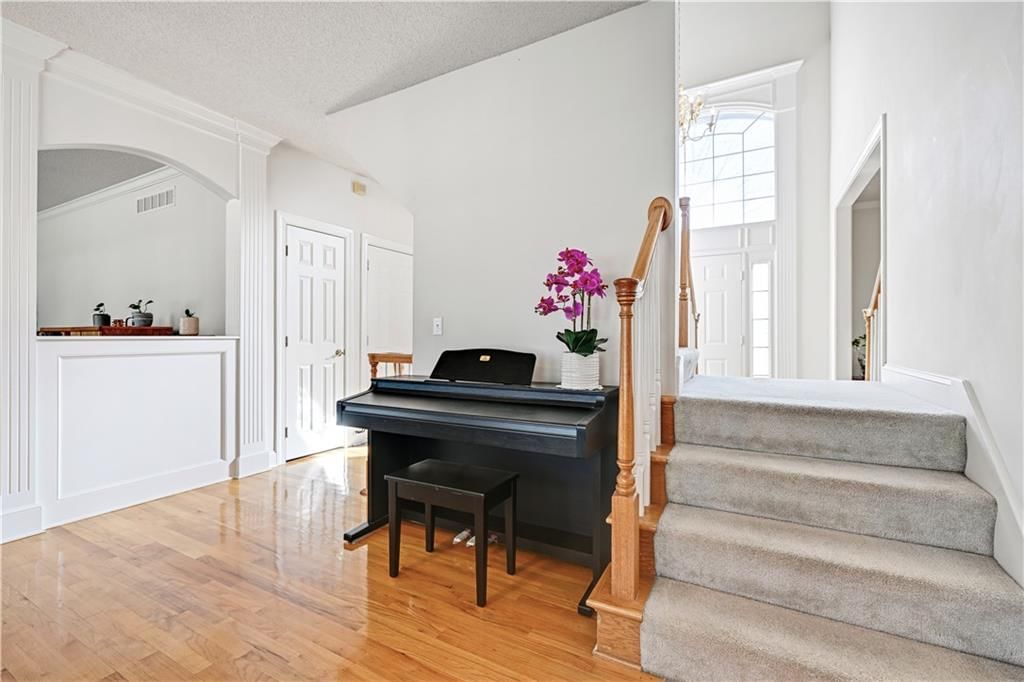 11912 Gillette Street — photo 20