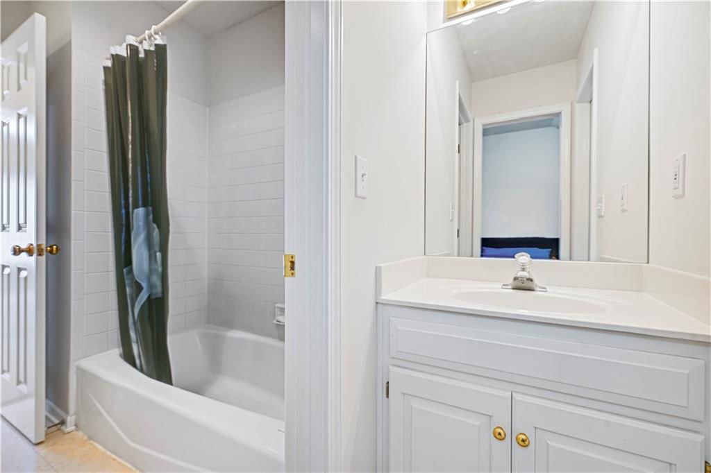 11912 Gillette Street — photo 30
