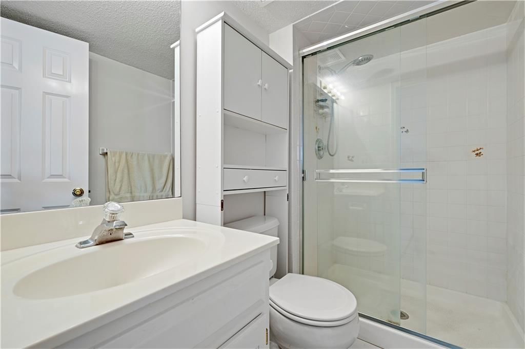 11912 Gillette Street — photo 37