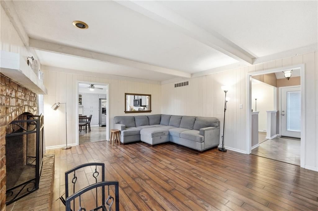 6717 NW Lawson Lane — photo 9