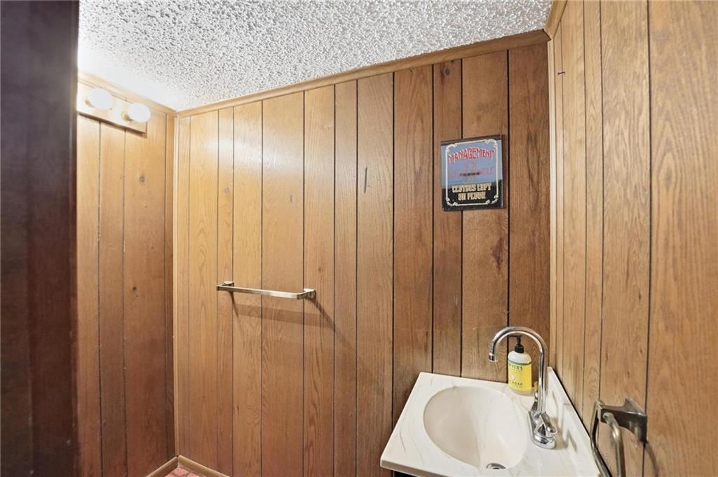 6717 NW Lawson Lane — photo 35