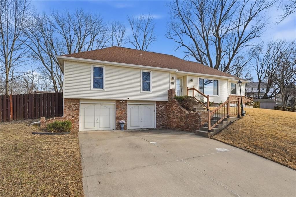 6717 NW Lawson Lane — photo 42
