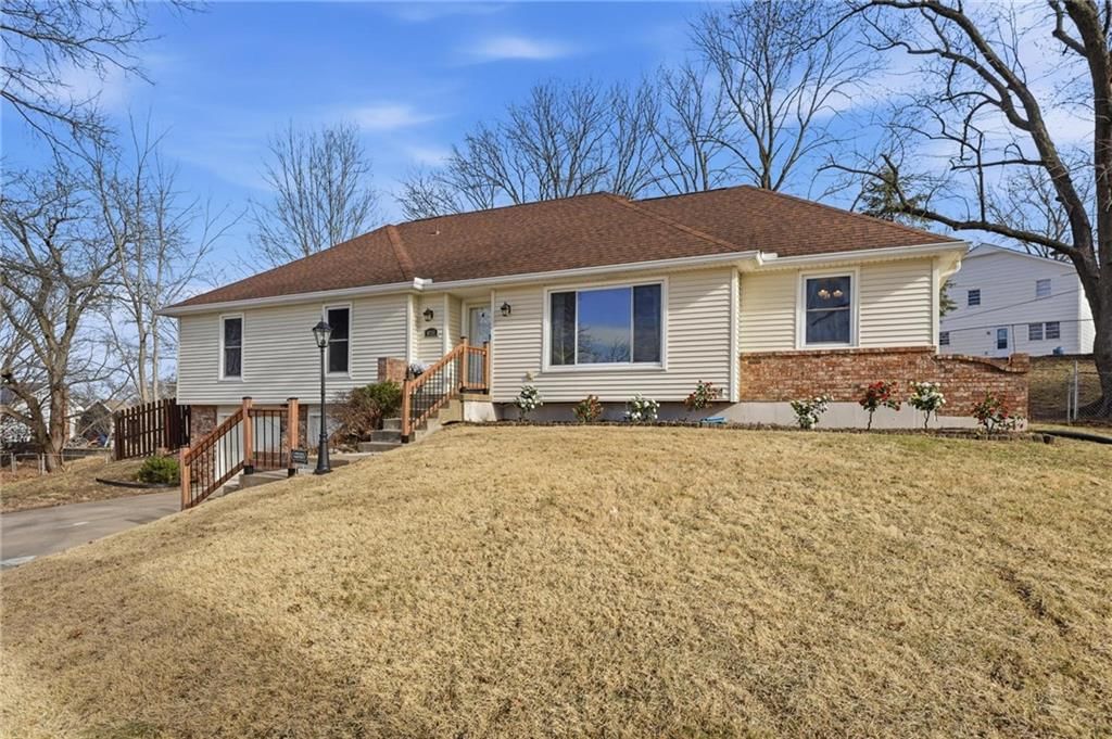 6717 NW Lawson Lane — photo 43