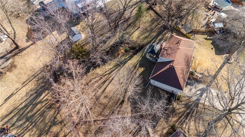 6717 NW Lawson Lane — photo 46