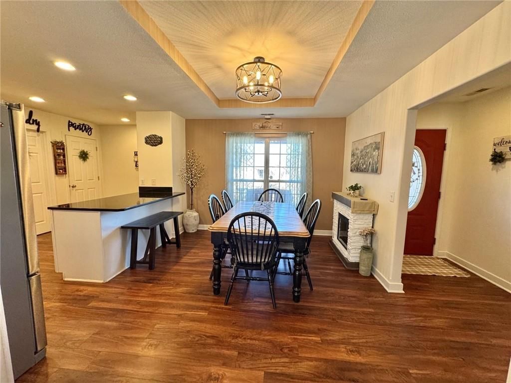 960 E Market Street — photo 13