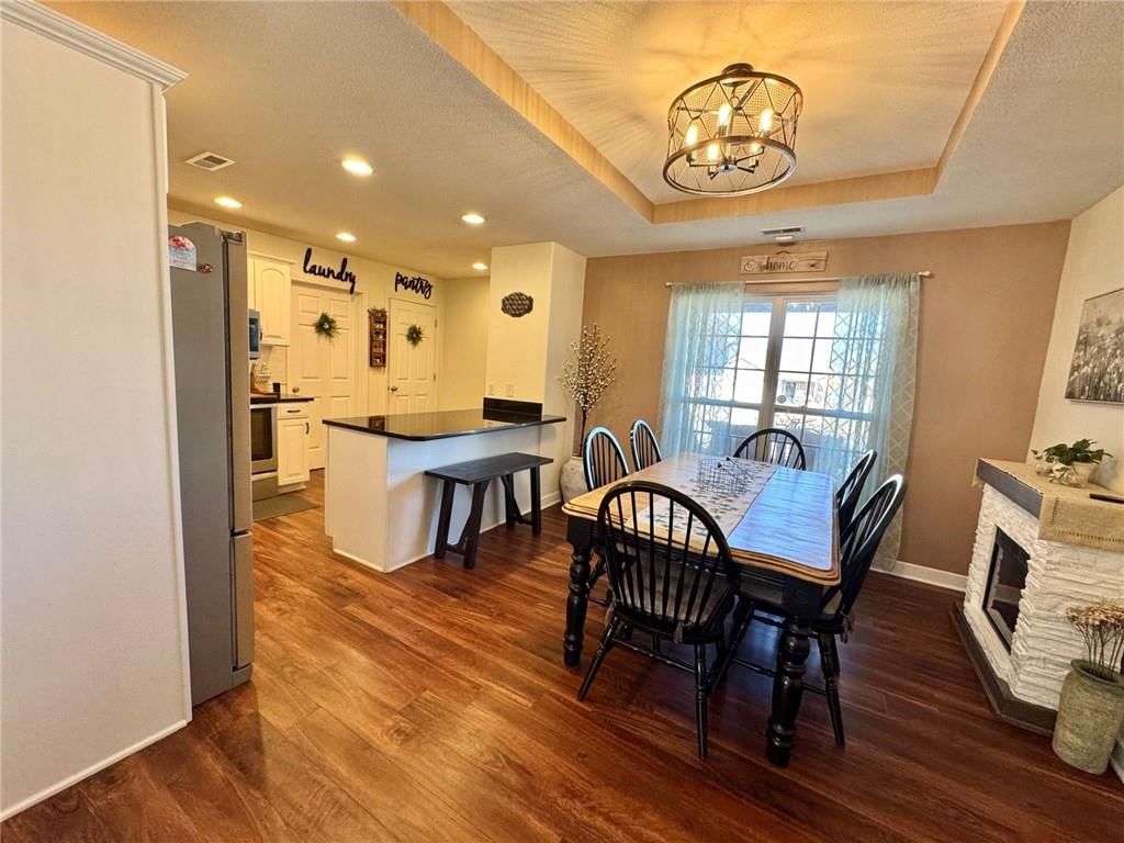960 E Market Street — photo 20
