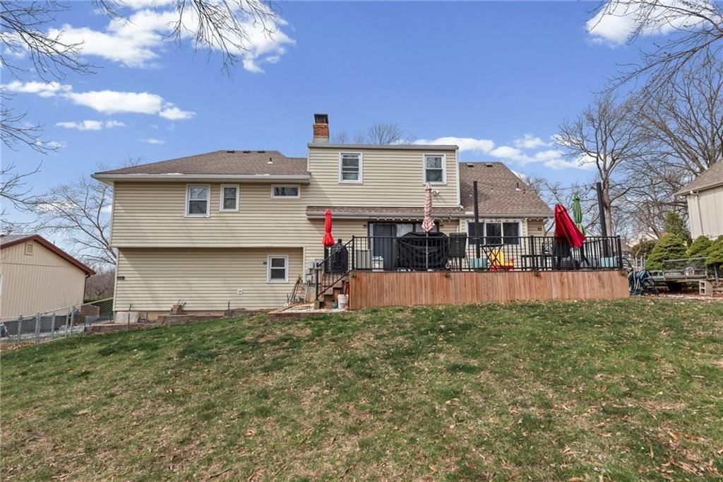 8221 Noland Road — photo 3