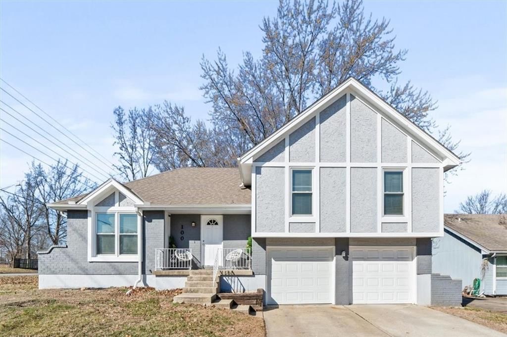 100 NE Keystone Drive, Lee's Summit, MO