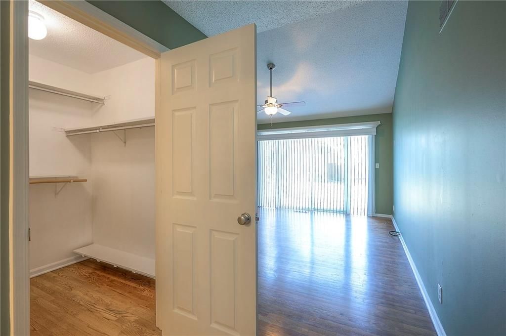 6606 Earnshaw Street — photo 25