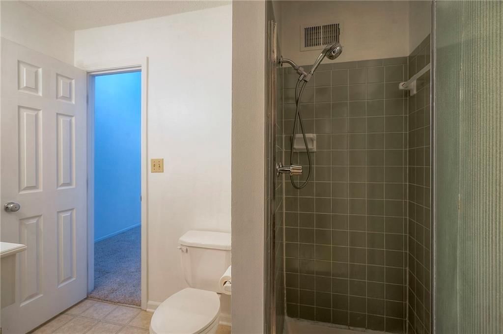 6606 Earnshaw Street — photo 28