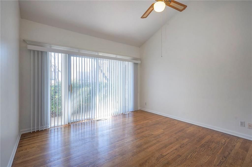 6606 Earnshaw Street — photo 33